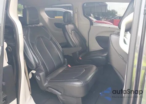 2023 Chrysler Pacifica Touring L z USA, uszkodzony, nr VIN 2C4RC1BG8PR594481